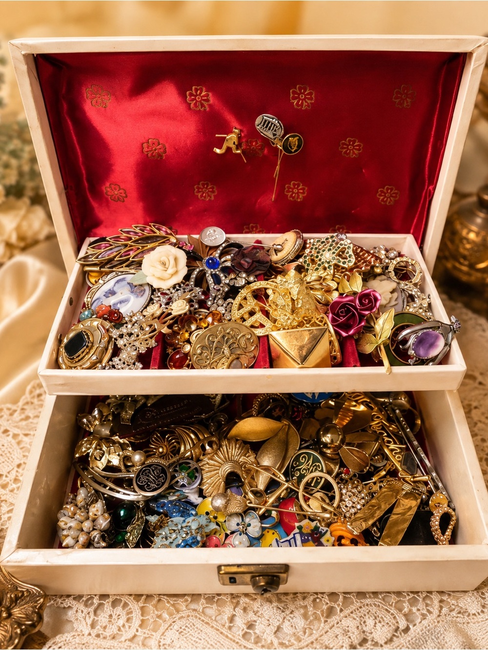 2LB Hand-Pulled Curated Vintage Jewelry Lot Personalized Mystery Treasure Box XL - Picture 8 of 12